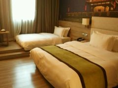 android_upload_pic-西安大雁塔科技大学地铁站亚朵酒店