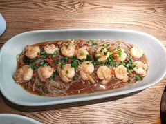 蒜蓉粉丝蒸虾仁-蜜桃餐厅·伴山(湖滨商业街店)