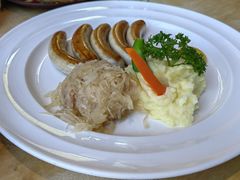 -LENBACH兰巴赫西餐啤酒坊(大连东港店)