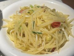 -江渔儿酸菜鱼(奥园广场金发购物中心店)