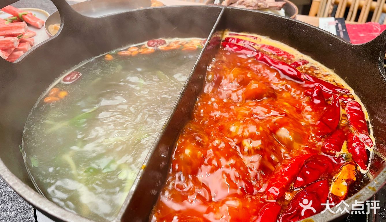 武汉仪式感满满的翘脚牛肉火锅