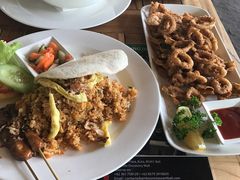 -Bamboo Bar & Grill Restaurant