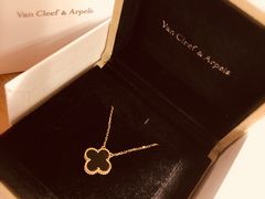 -梵克雅宝(国贸商城店)