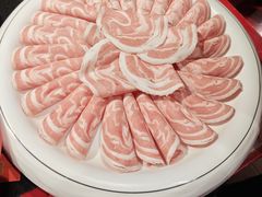 -宽板凳老灶火锅(台湾街店)