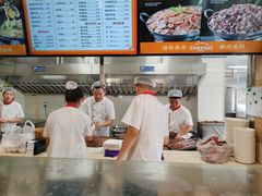 -闫家驴肉老店(华电一校店)