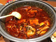 -渝是乎酸菜鱼(龙旗购物中心店)