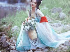 -九月鹰飞汉服摄影工作室