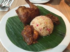 关太-关夫人餐厅(阳光广场店)