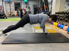 -Freedom Fitness私教健身俱乐部(徐虹北路店)