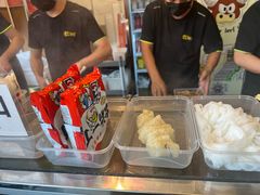 -老day牛杂(官也街总店)