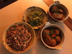 -Cuc Gach Quan Restaurant