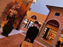 -佛罗伦萨小镇广佛名品奥特莱斯(疏港路店)