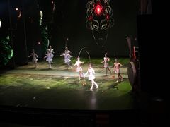 -工人俱乐部剧场杂技表演