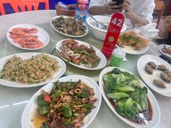 -红月湾海鲜饭店•沙滩海景(双月湾店)