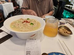 -桂满陇·蟹黄小笼汤包(环球港店)