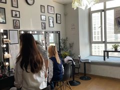 -红像馆连锁精致证件照职场照(中关村店)