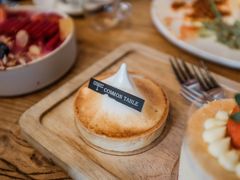 -Common Table · Brunch & Coffee