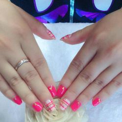 -EMILY艾枚莉美甲美睫·美颜·现磨咖啡