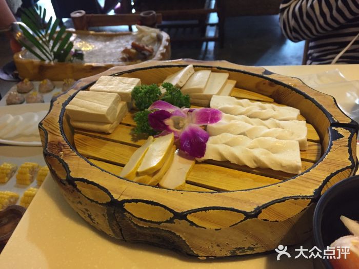 香草香草云南原生态火锅(人大西门店)豆腐拼盘图片