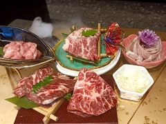 -铭牛烧肉·和牛海鲜自助(高新月牙湖店)