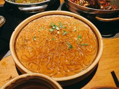 阿婆烧的手工苕粉-吃饭皇帝大土家民族菜(正大广场店)