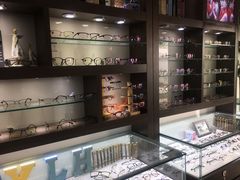 -视野联行眼镜蔡司·依视路官方授权店(顺城店)