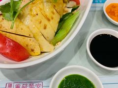 海南鸡-滕记星发餐室·新加坡菜(巨鹿路店)