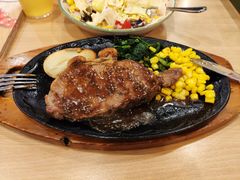 黑椒牛排五分熟-萨莉亚意式餐厅(特力时尚汇店)