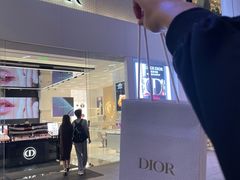 -Dior迪奥(上海世茂广场店)