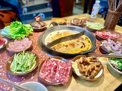 -赵美丽·重庆社区火锅·直营店(火车东站·中豪国际店)