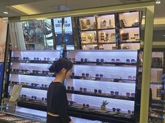 -博士眼镜(沙井京基百纳广场店)