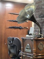 -BarberKiNG男士理发馆Barbershop