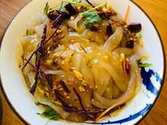 东北大拉皮-金勺缘东北菜馆(牡丹园店)