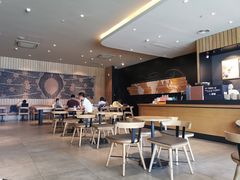 大堂-星巴克(武汉湘隆时代广场店)