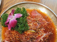 -明洞阿姨·韩式酱蟹烤肉·创意料理(三元桥店)