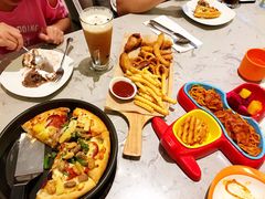 -必胜客(经开万达店)