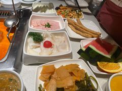 -海底捞火锅鲜切牛肉主题店(长寿路店)