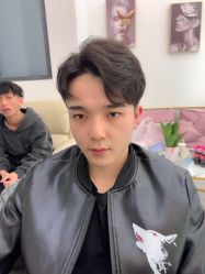 -V8潮牌·接发烫染连锁