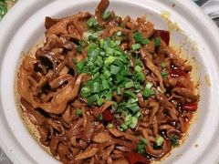 -老周家酱卤猪蹄私房菜(克拉玛依西街店)