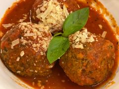 -城市大道红炉披萨烘焙坊