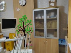 -上海仁爱医院口腔科 · 种植
