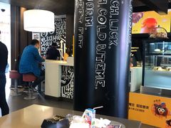 -麦当劳(外高桥DT店)