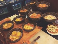 -东方豪景花园酒店·怡景旋转餐厅