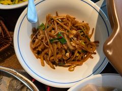 -湘力力小院·鱼汤泡饭(枫林路店)