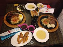 -豪客来牛排(人民东路店)