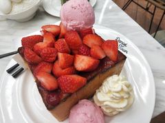 草莓吐司-丹礼糖甜品