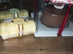 -红宝石·鲜奶小方·海派西点房(丰庄店)