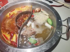 鸳鸯锅-豆花姐烂豆花火锅(水屯北路恒大滨河店)