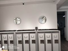 -目艮眼镜SHOWROOM(品牌集合店)