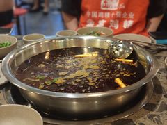 -肖肖酸萝卜鱼火锅(总店)
